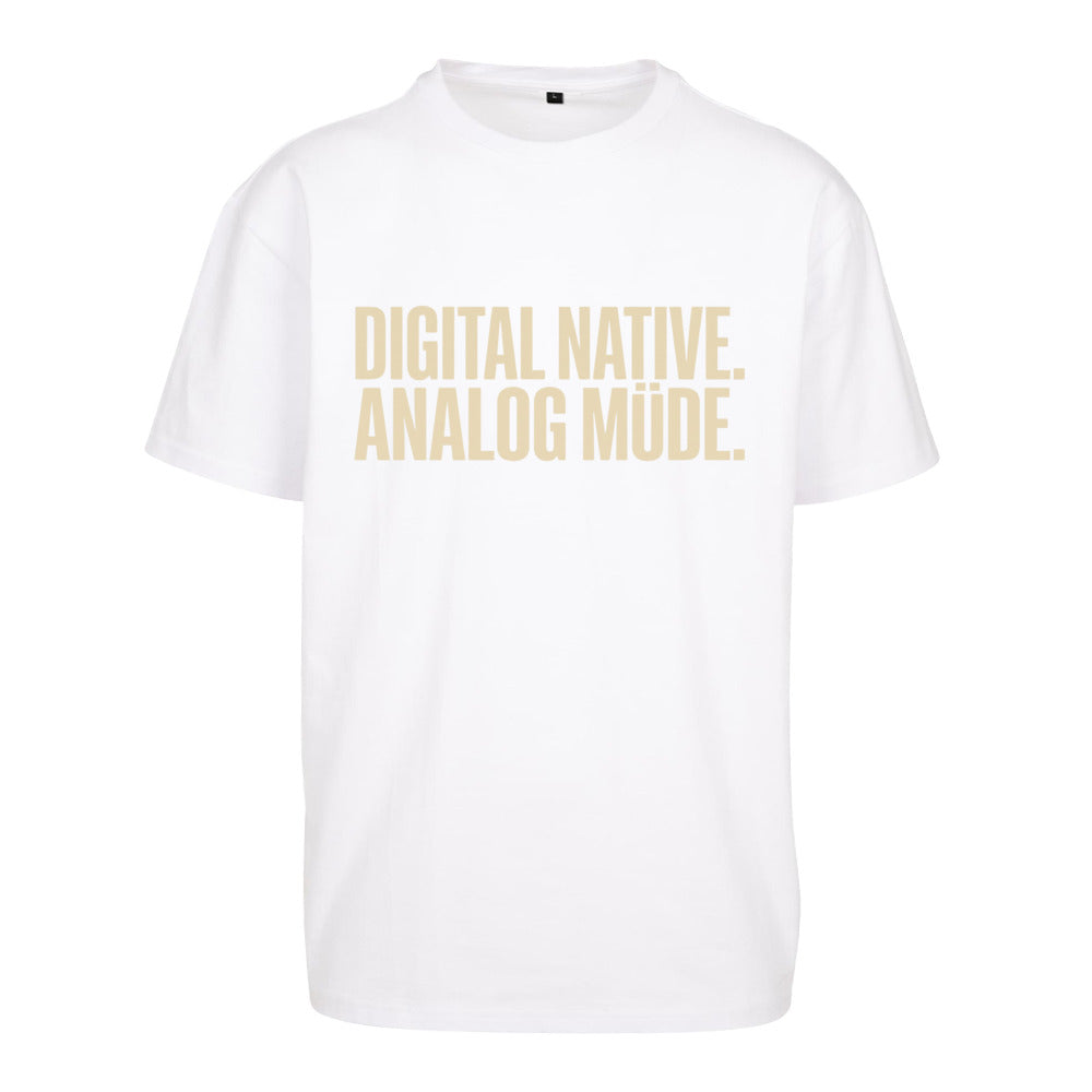SVARTWEAR Unisex T-Shirt - „ANALOG MÜDE“ - 240 GSM HEAVYWEIGHT COTTON