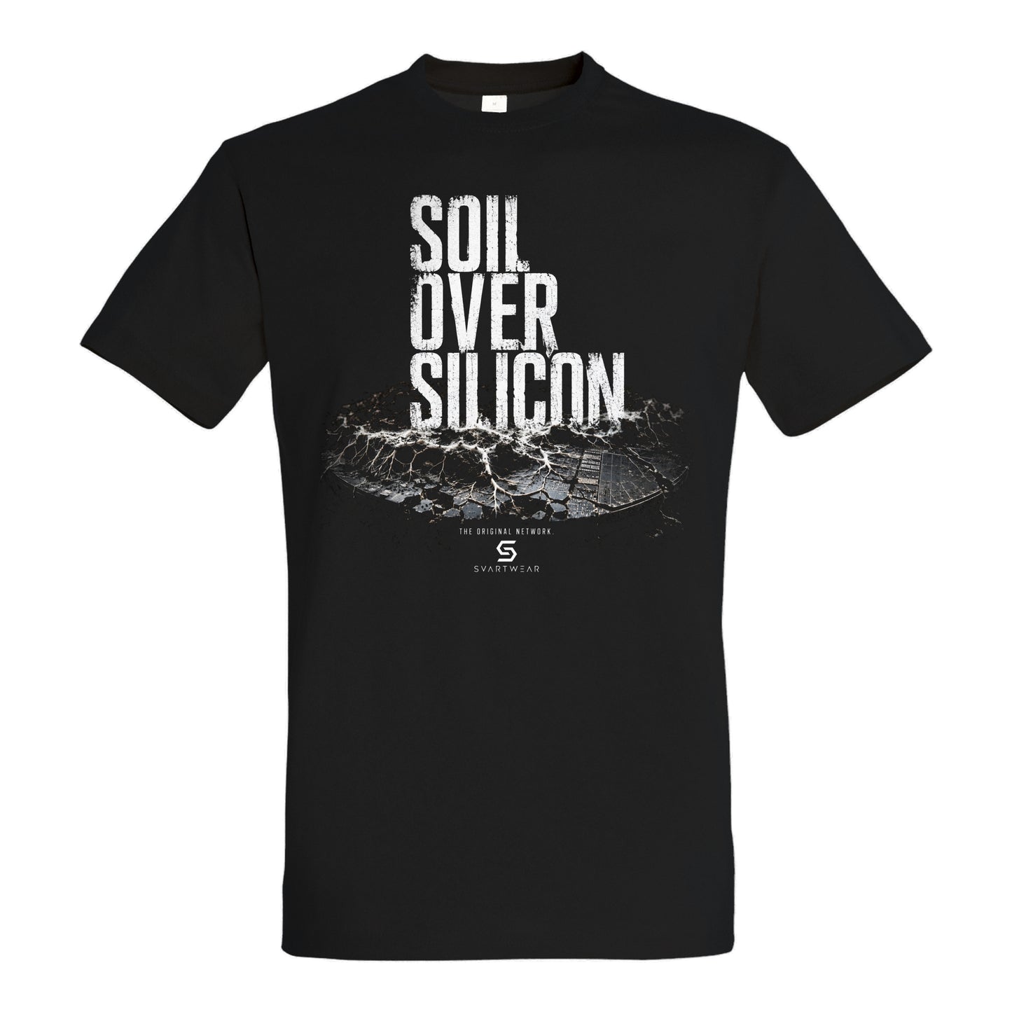SVARTWEAR Statement Shirt „Soil Over Silicon.“