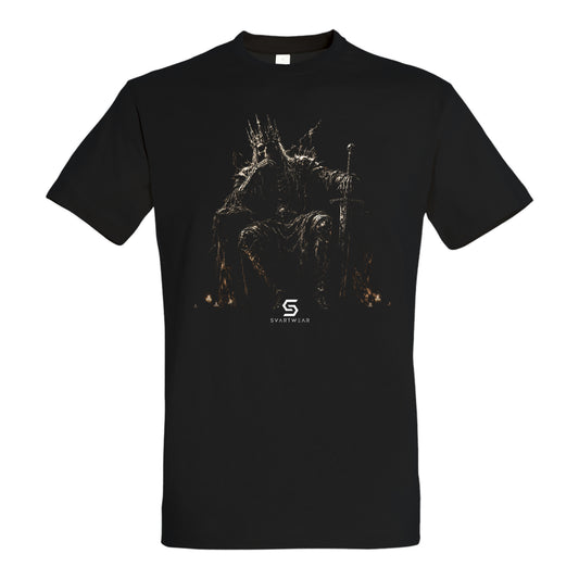 SVARTWEAR Halloween Shirt „The Throne Keeper.“