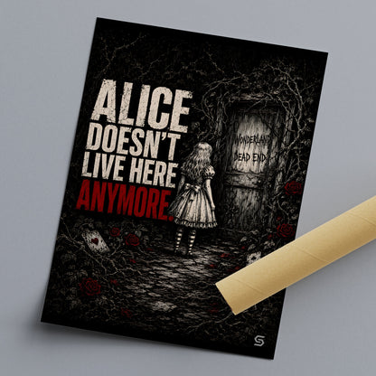Kunstdruck Alice Doesn't Live Here Anymore liegend mit Versandhuelse, Alice vor der verschlossenen Tuer